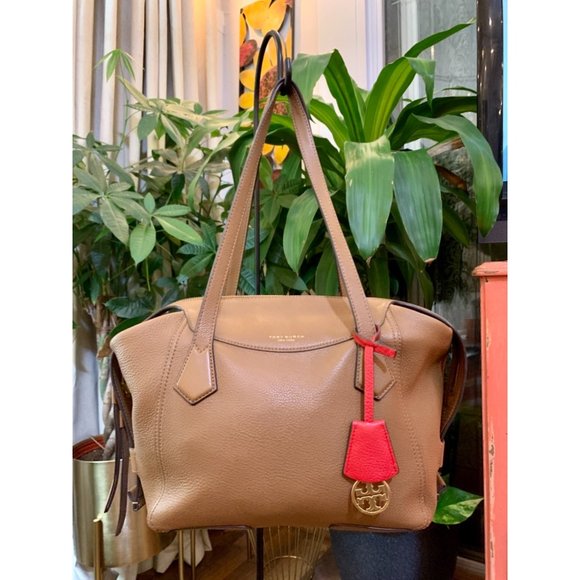 Tory Burch Handbags - ♦️TORY BURCH TAN PERRY SATCHEL